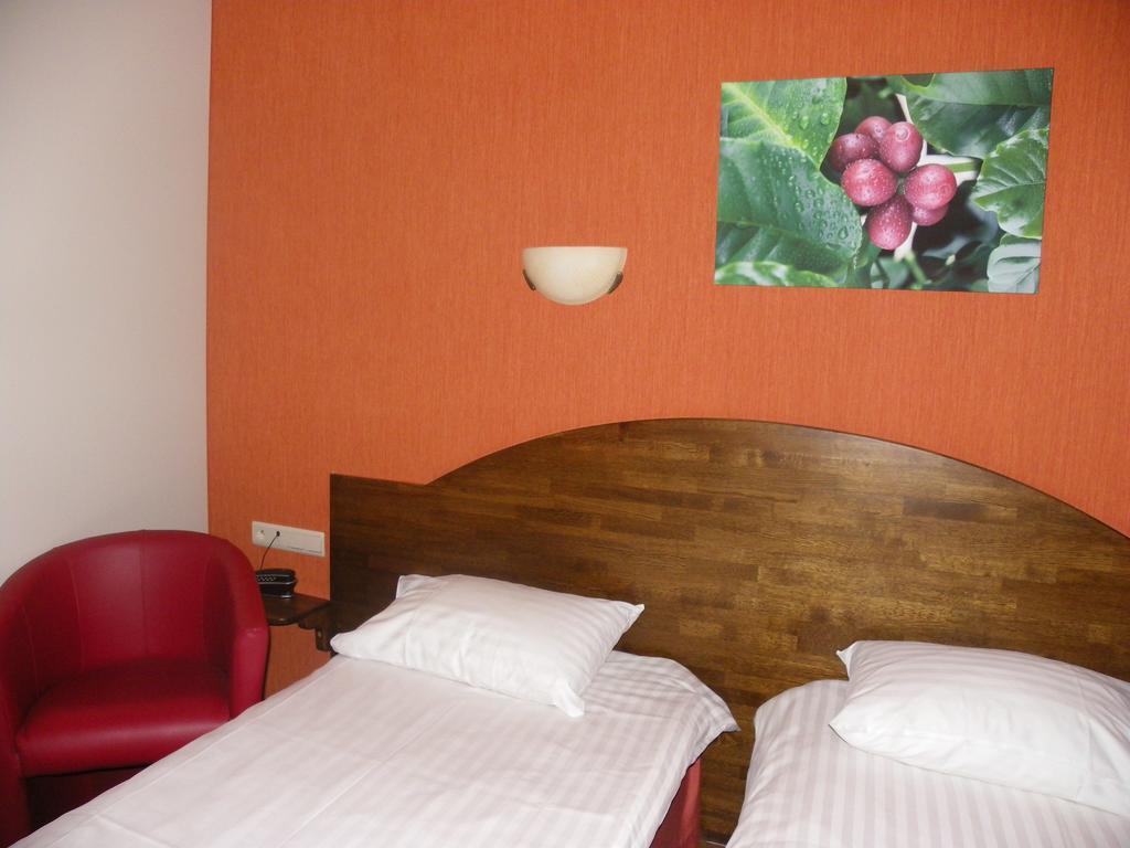 Hotel Van Reeth'S Koffiebranderij Puurs Camera foto