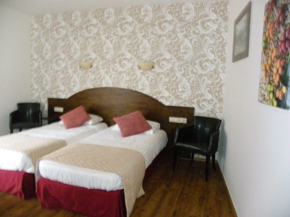 Hotel Van Reeth'S Koffiebranderij Puurs Esterno foto